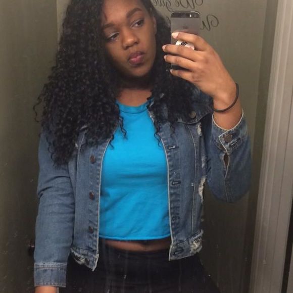 Meet your Posher, Alexis - Picture 1 of 1